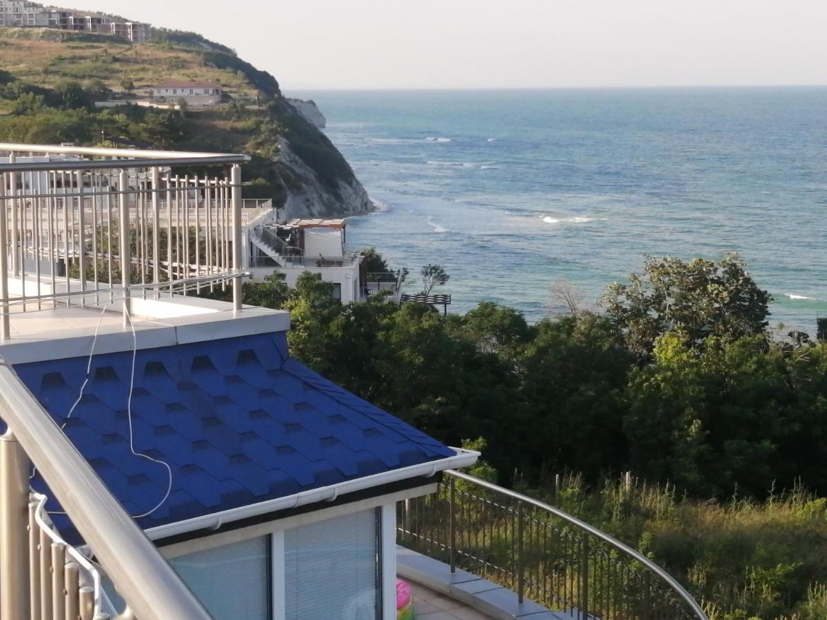 Rose Apartment On The Beach Beala Exterior foto