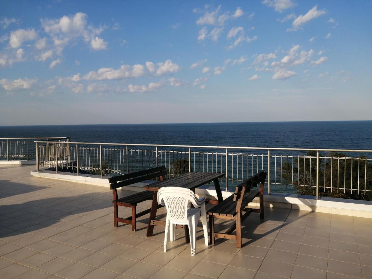 Rose Apartment On The Beach Beala Exterior foto