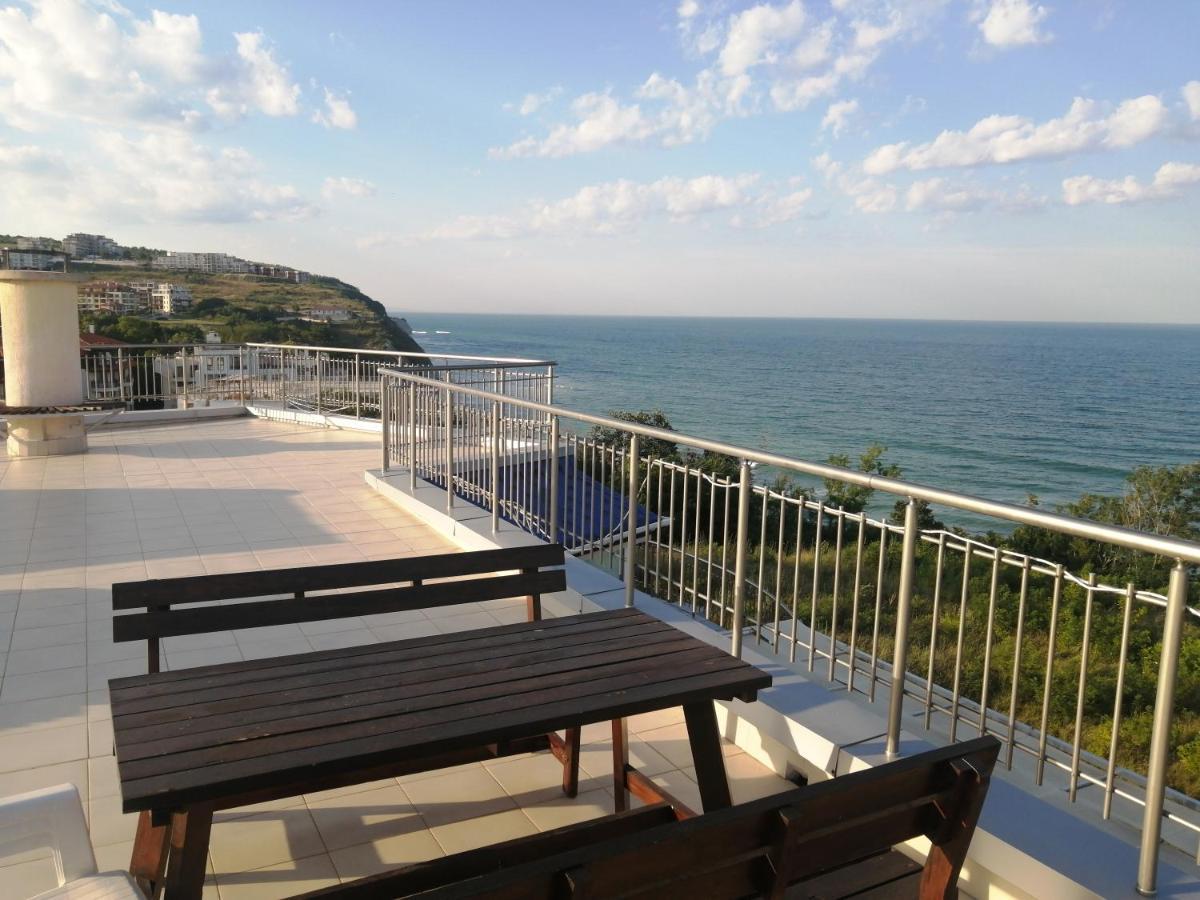 Rose Apartment On The Beach Beala Exterior foto